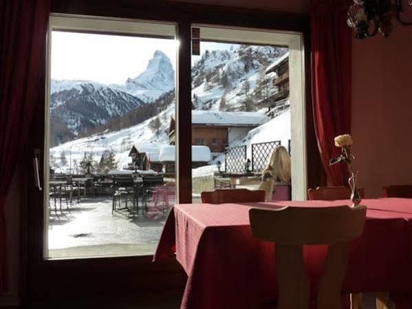 Alpenrose Hotel Zermatt Ngoại thất bức ảnh