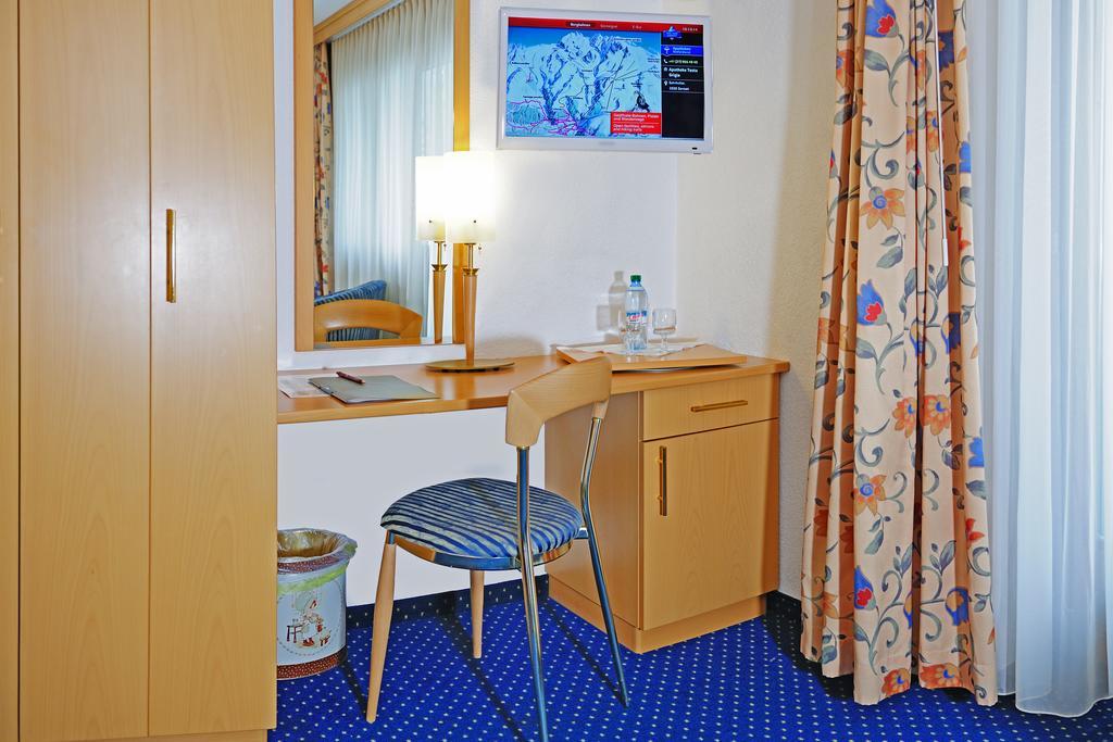 Alpenrose Hotel Zermatt Phòng bức ảnh
